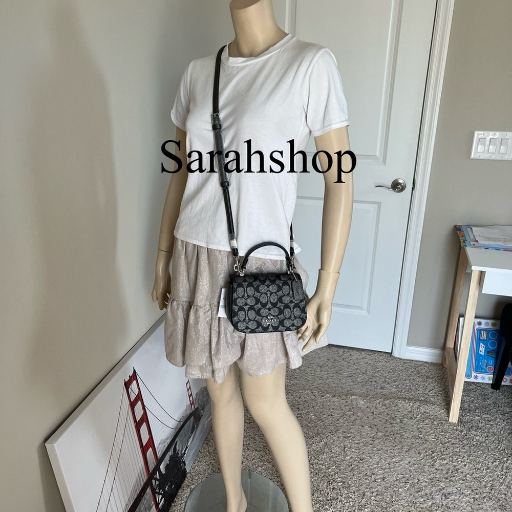 ✅Coach Lysa Top Handle Bag in Metallic Signature - Picture 9 of 15